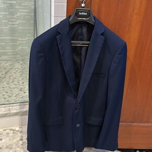 Issac Mizrahi boys navy blue blazer/suit jacket in excellent condition-size 20